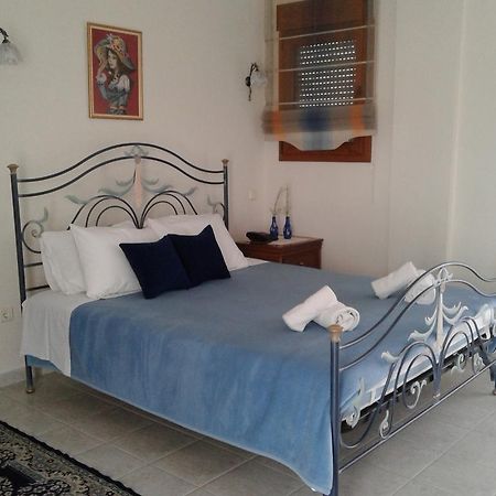 Hotel Archontiko Dimitra Вергина Екстериор снимка