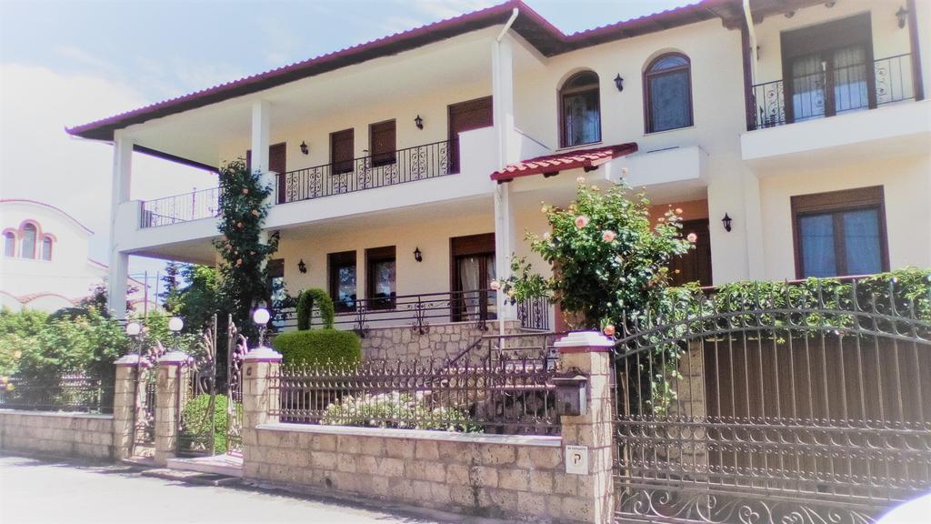 Hotel Archontiko Dimitra Вергина Екстериор снимка