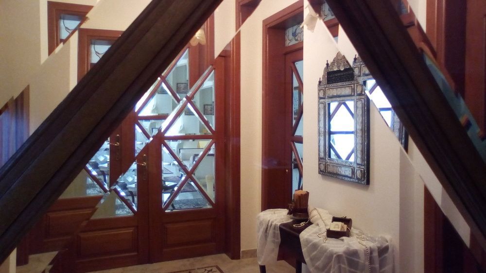 Hotel Archontiko Dimitra Вергина Екстериор снимка