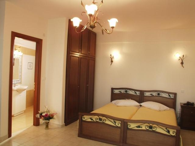 Hotel Archontiko Dimitra Вергина Стая снимка