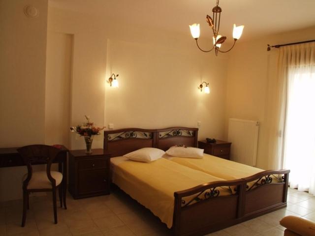 Hotel Archontiko Dimitra Вергина Стая снимка